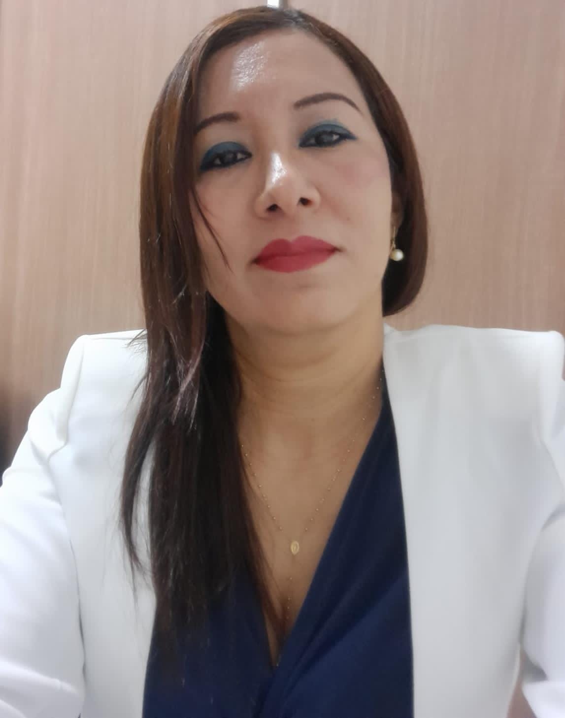 Dra. H.C. Abg. Vanessa Vicenta Vera Pinto. Msc. Dipl. Emb